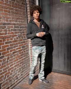 Actor Noah Webster HD Instagram Photos and Wallpapers August 2023