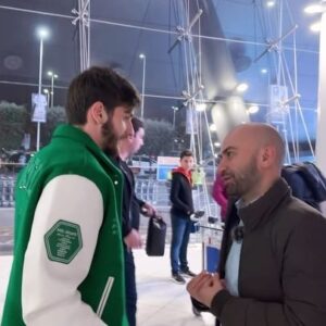 Nobel Arustamyan Instagram - Вот и проси после этого о чем-нибудь Хвичу! 🫣

«Ювентус» и правда можно пожалеть. Надо как-то осмыслить то, что с ним происходит. А пока просто похлопаем Кварацхелии: выдающийся перфоманс и сегодня (1 2), и в сезоне (7 7) Серии А.

Браво @kvara7