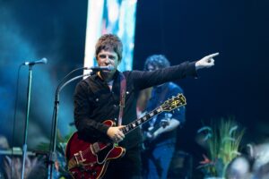 Noel Gallagher Instagram - UK tour off to a flying start! London and Birmingham.
📸: @m.zehetmayr