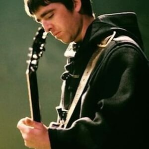 Noel Gallagher Instagram - Glastonbury Festival, 1995 🎸
📸: Jill Furmanovsky/RockArchive
#GlastonburyFestival #glastonbury