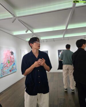Noh Sang-hyun Instagram - 하지원선배님 전시회 나들이🍀
