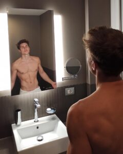 Actor Nolan Gerard Funk HD Instagram Photos and Wallpapers August 2022