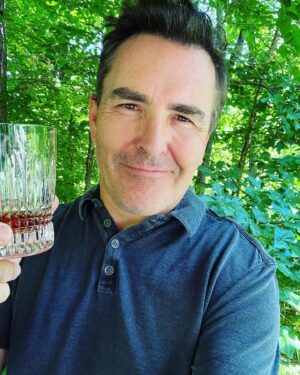 Nolan North Instagram - My perfect Father’s Day is a weekend with my two boys and a bottle of @rabbithole #Cavehill bourbon. Yes, technically, this is an #ad but trust me…this is really, really good bourbon! And I KNOW my bourbon!
#TheOriginalDad #bourbon #whiskey #FathersDay #dadlife #rabbithole #family
