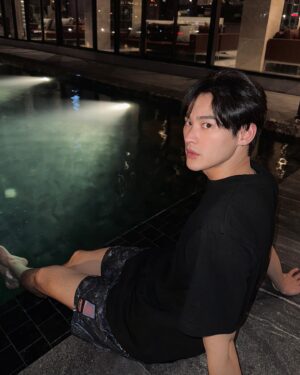 Noppakao Dechaphatthanakun Instagram - 🖤