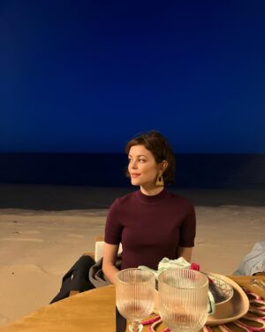 Nora Zehetner Instagram - Beach bum