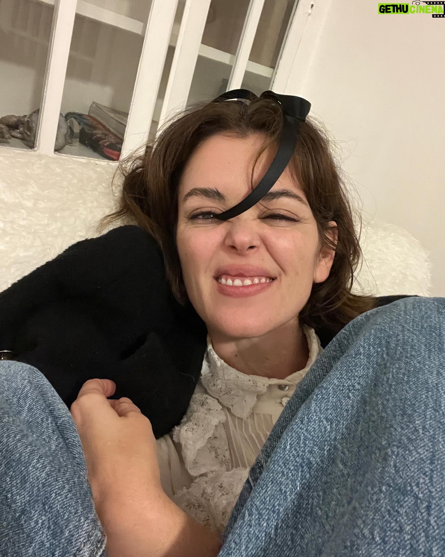 Nora Zehetner - 0.9K Likes - 2023?