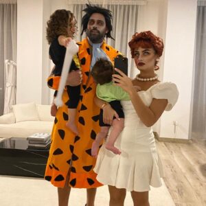 Noré Abdelali Instagram - Happy Halloween from the Flintstones family 🎃