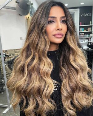 Nosheen Phoenix Instagram - You guys wanted the ‘after’ and here it is! @barryshairlondon thank you for my make over! I’ll happily model for you forever! 
💗 #balayage #ombre #olaplex #hair #magic