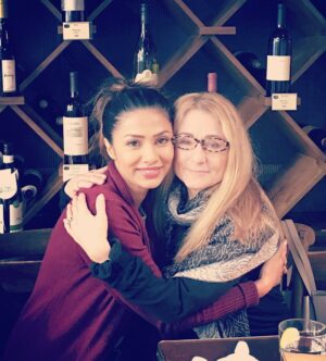 Nosheen Phoenix Instagram - Here’s to all the women who add color and warmth to my life. Thank you for supporting me, and propping me up when I felt I was going to fall. I love you all. 
#HappyInternationalWomensDay 💪🏼👩🏻

Thank you to the women who fought for our rights and freedoms and to the pioneers who are on their way to breaking down the inequalities we face today. And thank you to the men who stand by us and push us and watch us lead the way. 🩷💙🩷