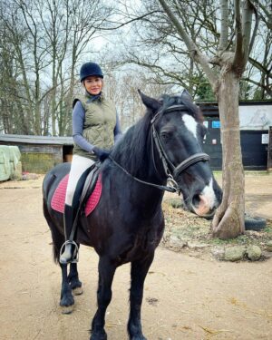 Nosheen Phoenix Instagram - Rolant and Noshy…ride again 🐎❤️✨#equestrian #love #animalsofinstagram