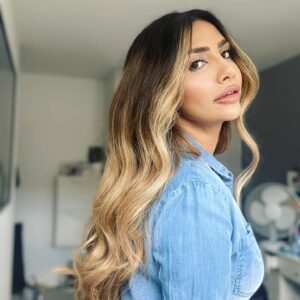 Nosheen Phoenix Instagram - Feeling myself (a little) 🤪