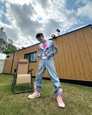 Novel Core Instagram - 🥶🩵 @birthofroyalchild