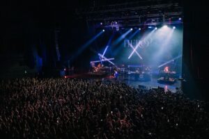 Novel Core Instagram - ⁡
【重大発表】
⁡
／
“HERO TOUR 2024 -TOKYO-“
5/24(金) 21:00 -
YouTubeにて全編無料公開決定！
＼
⁡
4月23日、東京・Zepp Hanedaにて開催。
スペシャルゲストにHina @hina_faky 、Aile The Shota @lethe_shota 、Ayumu Imazu @ayumu_imazu を迎え、熱狂の渦に包まれた2時間超えのライブ映像全編をYouTubeにて無料公開。
⁡
お見逃しなく！📺
⁡
さらに、この映像公開に伴い、来年2月11日(火・祝)に横浜・K-Arena Yokohamaにて開催される自身初のアリーナ単独公演『BRAIN LAND』のSNS先行受付（誰でも応募可能）が同日よりスタート！🎫
⁡
◆ SNS 先行受付 (抽選)
5/24(金) 21:00 ~ 6/2(日) 23:59
⁡
◆ B-Town 先行受付 (抽選) 【受付中！】
5/19(日) 12:00 ~ 5/27(月) 23:59
⁡
こちらもお見逃しなく🧠🎡 
⁡
#HERO_TOUR2024
#BRAINLAND_KArena