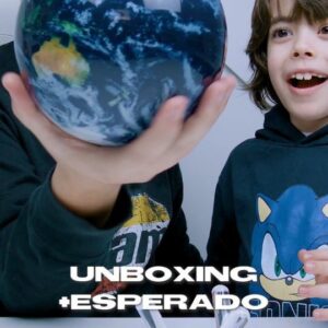 Nuno Agonia Instagram - Daquelas coisas que queres ter e nem sabias que querias 😱🤩 #unboxing #gadget @movaglobes #movaglobes