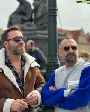 Nuno Eiró Instagram - Slow morning in Prague  #birthdayparty #friends #chequia🇨🇿