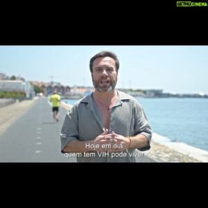 Nuno Eiró Instagram - 40 anos do primeiro caso de VIH em Portugal!
Sabia que hoje uma pessoa com VIH pode viver plenamente a sua vida?
Conheça a importante mensagem do apresentador @nunoeiro e faça parte da construção de um futuro sem preconceitos em relação à doença. #Saúde #SNS #VIH @direcao_geral_saude