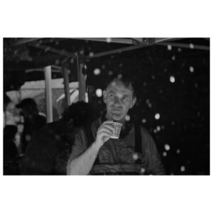 Nuno Lopes Instagram - My Backstage Pictures
Rain
LES DERNIERS HOMMES
un film de David Oelhoffen
.
Actuellement au cinéma
.
9 mars 1945.
L’armée japonaise lance un assaut foudroyant contre les troupes françaises en Indochine.
Traquée par l’ennemi, une colonne de légionnaires déjà affaiblis s’élance au cœur de la jungle pour rallier les bases alliées à plus de 300 km.
.

A 9 de março de 1945, quando o exército japonês lançou um ataque relâmpago contra as forças francesas na Indochina, uma coluna de legionários já debilitados, foi obrigada a fugir pelo meio da selva, na esperança de alcançar as bases aliadas a mais de 300 km de distância.
.
Un film de @oelhoffen
Une production de Jacques Perrin, Nicolas Elghozi, et Mathieu Simonet pour
@galatee_films
Distribution @tandem.films 
Musique @superpoze_
.
#mybackstagepictures #lesderniershommes #galateefilms #davidoelhoffen #jacquesperrin #warmovies #fujifilmpt #xt4 #survival #nature #cinema
