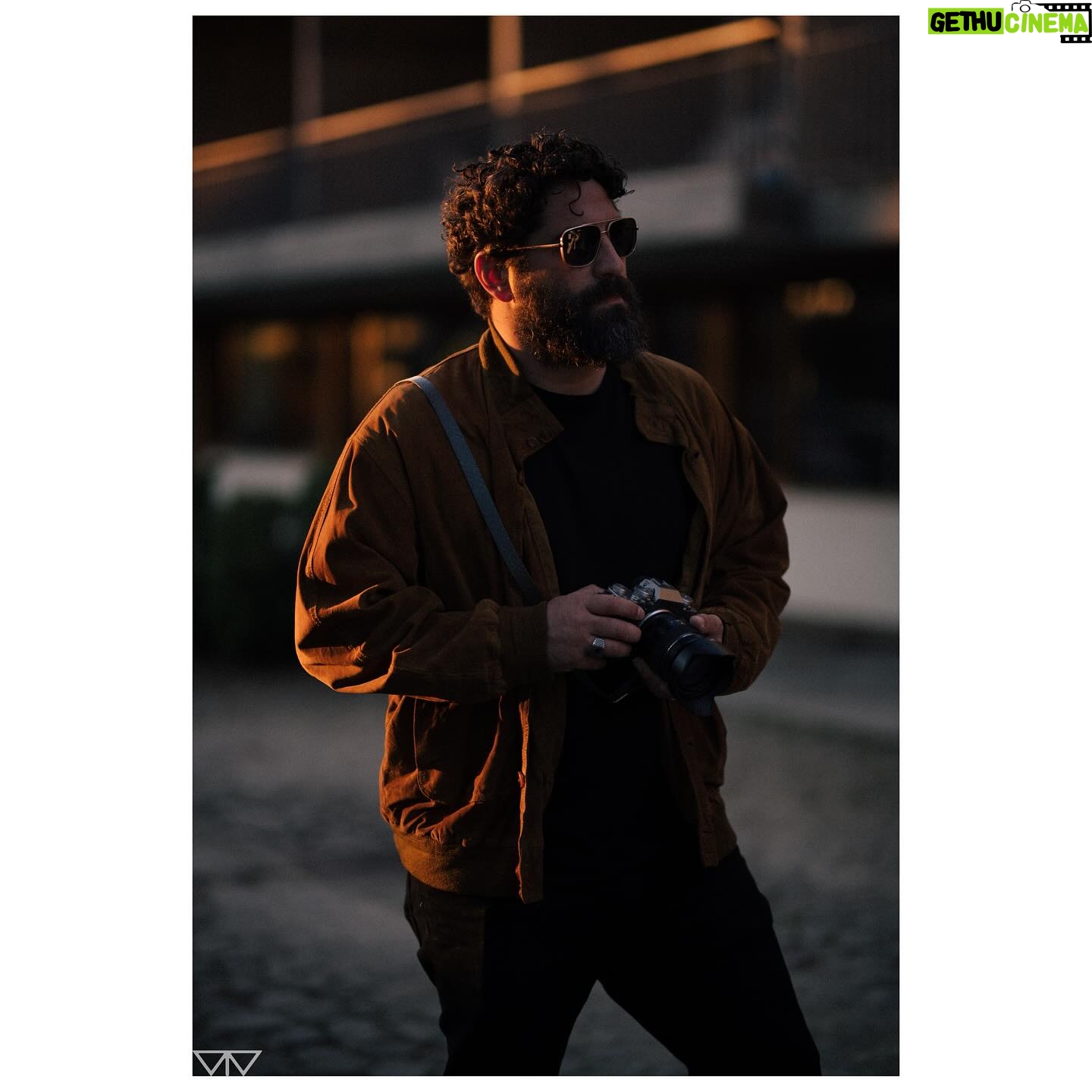 Nuno Lopes - 3 Likes - Três filmes que me orgulho muito de ter feito estão nomeados para os Prémios Sophia.
Fico tão feliz.
Obrigado @academiaportuguesadecinema
.
- Great Yarmouth- Provisional Figures de Marco Martins
- Mal Viver de João Canijo
- Os Demónios do Meu Avô de Nuno Beato
.
.
.
As fotos das nomeações foram roubadas descaradamente ao @cinema7arte e a foto da minha personagem do Mal Viver / Viver Mal é do maravilhoso @tom.v.vieira
.
#premiossophia #cinema