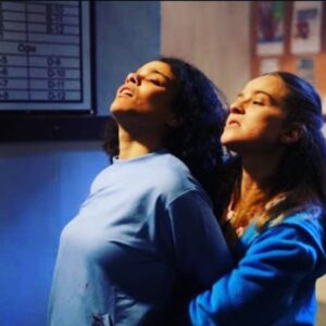 Nurhak Mine Söz Instagram - #Avlu Bu akşam saat 20:00 de @startv de.. 🧨🧨🧨 @avludizi @startv @limon_film #avlununkadınları #avluipek #avluözge