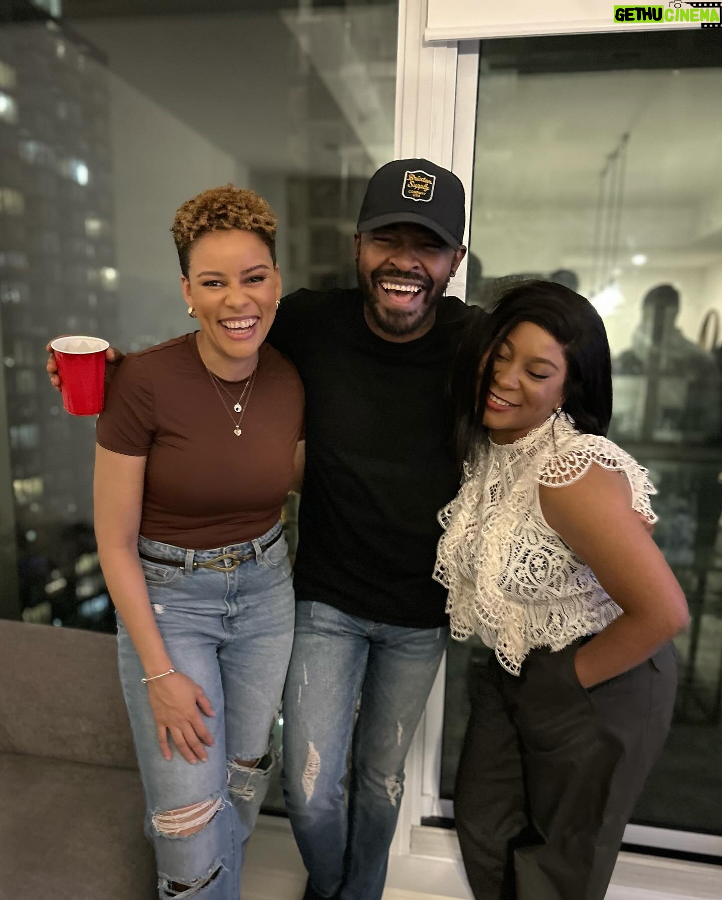 O.C. Ukeje - 2K Likes - Weekend was weekend-ing!
With the fam!
Many more years @amblerolivia