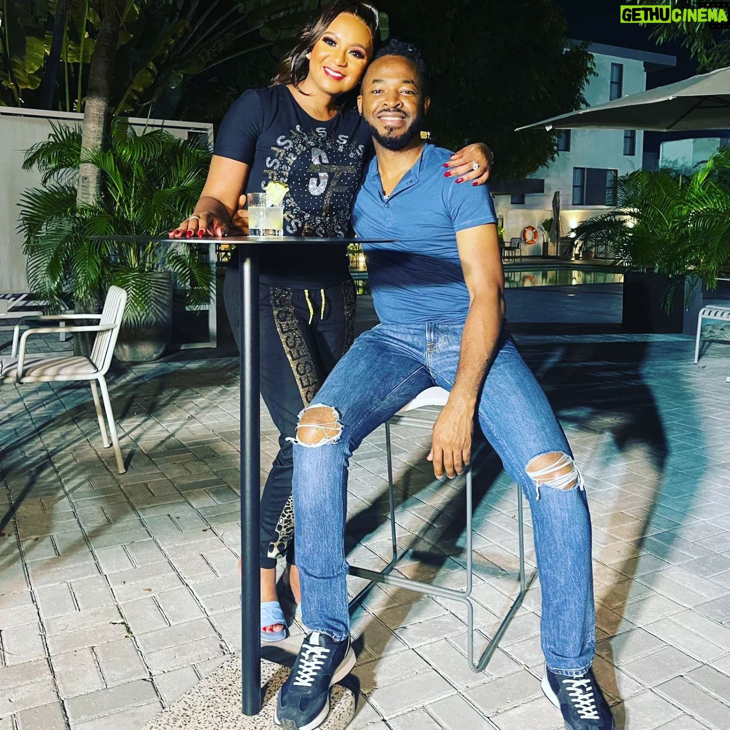 O.C. Ukeje - 1.2K Likes - My person @joseymahachie and I tidied one for DW Africa's StarMakers
Thank you for a lovely evening Josey!!!
#starmakers #DW