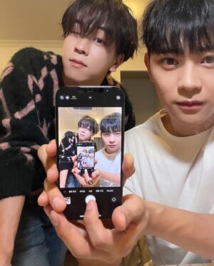 OOON Instagram - 