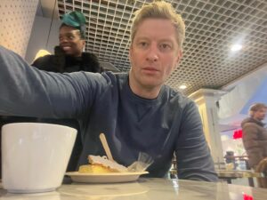 Odd-Magnus Williamson Instagram - Er på Oslo City med dama. Det er helt konge