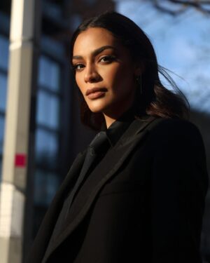 Odelya Halevi Instagram - “Had to be the top floor, right?” #iykyk  Glam by my queen  @brittywhitfield  Photographed by the brilliant birthday boy @gilhayon for @nbclawandorder press day.