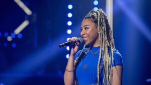 Odreii Instagram - Samediiiiiiiiiii 🙌🏾 🎤
@belleetbumtq 💙
This Saturday I’m performing with Belle et Bum’s amazing live band ⚡️Catch the show to see which song I’m singing. I’ll drop the link in my stories. 

Ce Samedi 4 Décembre je suis à Belle et Bum sur les ondes de Télé-Québec! Je performe une chanson de mon nouvelle album “Sweatin’ Gold”. Trop hâte de vous montrer ça! Un gros merci à toute l’équipe 💙 ( Le lien de la performance sera bientôt disponible )

📸: Claude Dufresne 

#belleetbum #livemusic #liveband #telequebec #jamaican #canadianartist #musician #singersongwriter #odreii