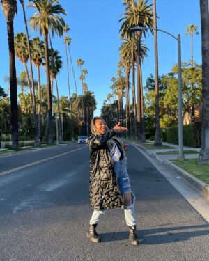 Odreii Instagram - we all love palm trees, and meeting NYC in LA was 🔥
@bighani_ @billboardbaby 
@gilestyles 
#goodcompany
#lovebombroom