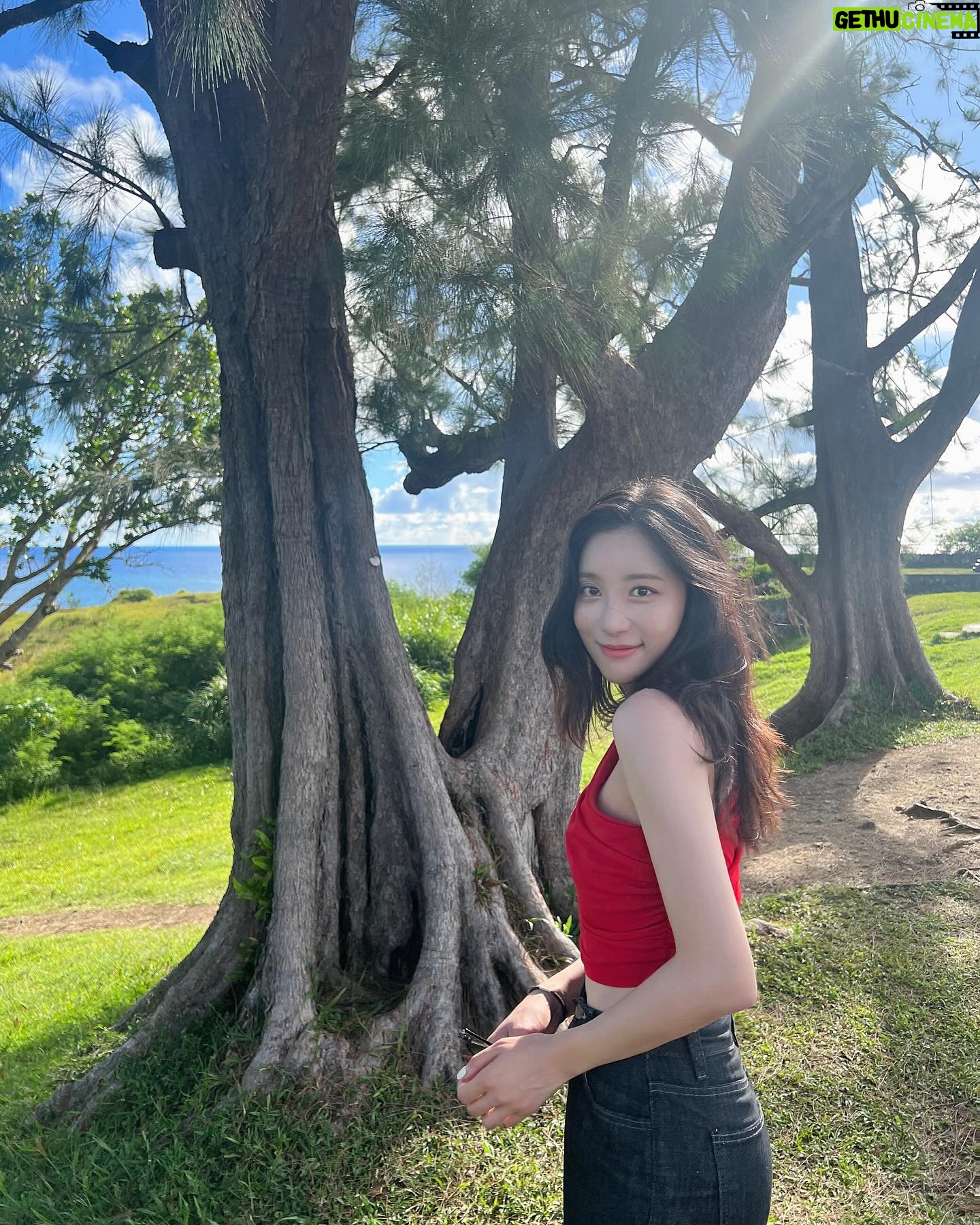 Oh Chae-yi - 3 Likes - ☀️🌬️🌊💦✨
(저번 괌 여행 사진 이제야 올리는거에요..!)