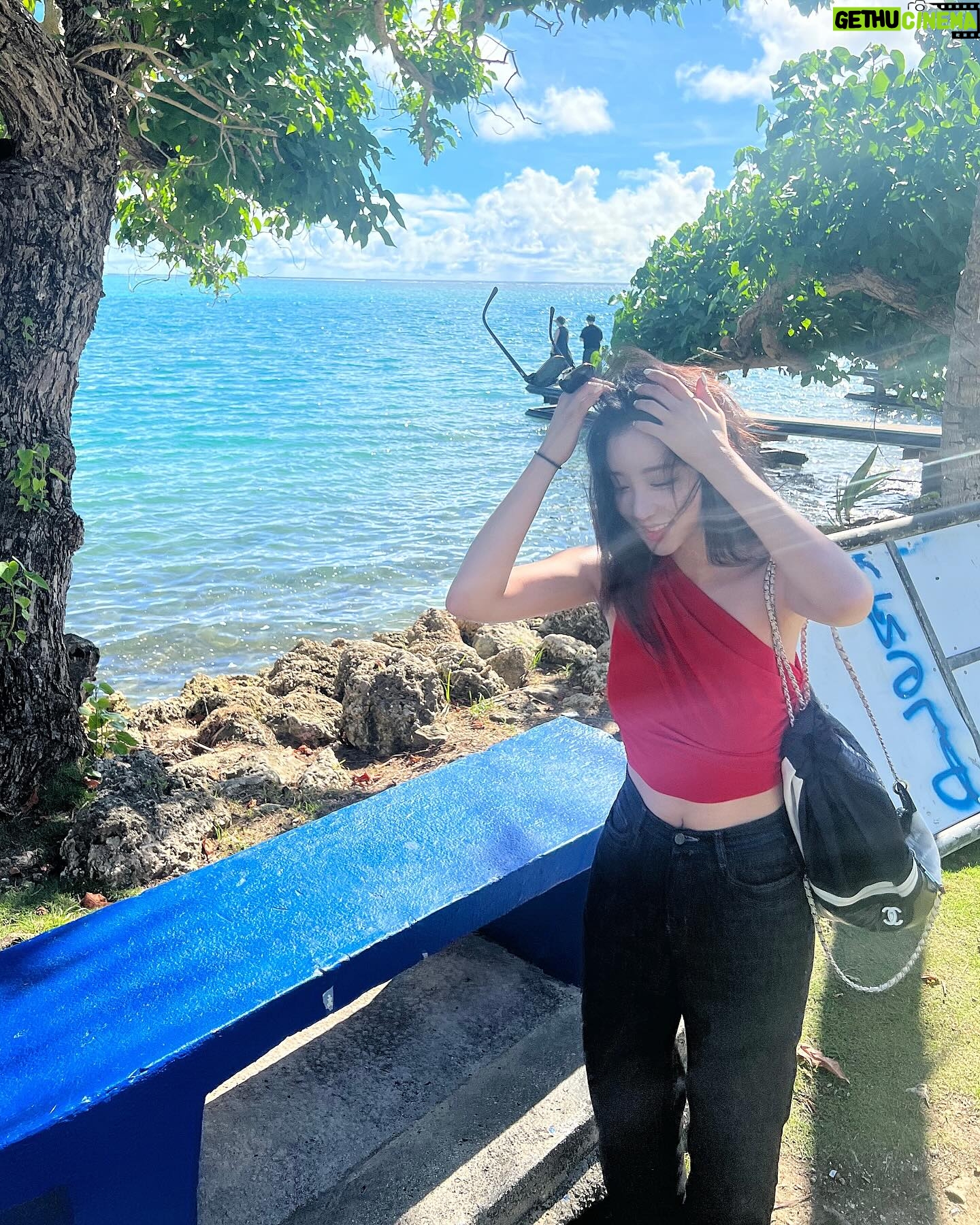 Oh Chae-yi - 3 Likes - ☀️🌬️🌊💦✨
(저번 괌 여행 사진 이제야 올리는거에요..!)