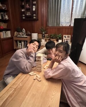 Oh Eui-sik Instagram - 남행선누나의치열이매형의재우처남
#일타스캔들 📺