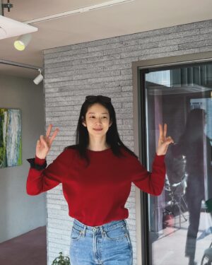 Oh Hye-won Instagram - 생일에 날씨 좋은거 너모 오랜만이라 신이나네요
올 한해도 성실한 마음으로 살께요 감사합니당♥️