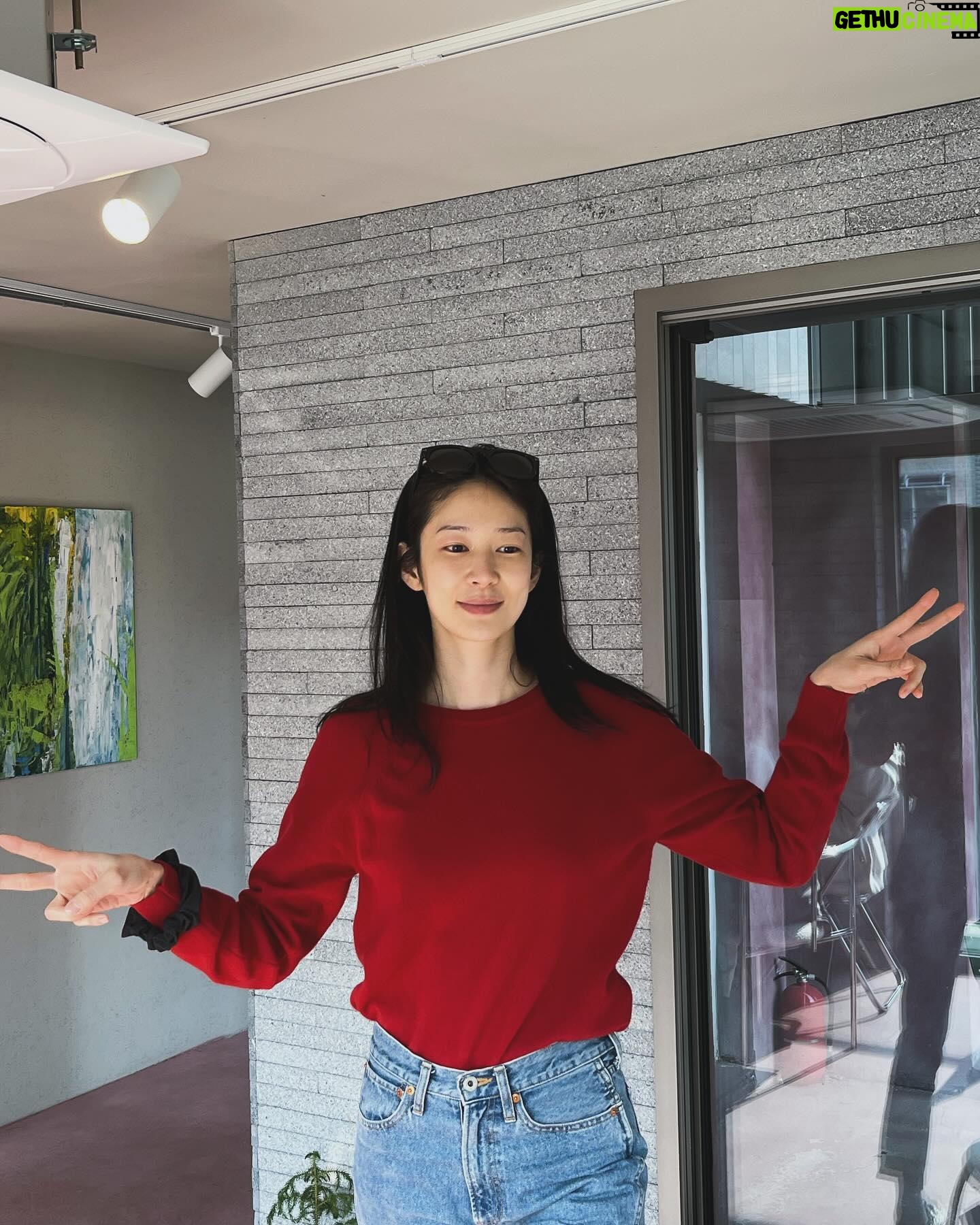 Oh Hye-won - 3 Likes - 생일에 날씨 좋은거 너모 오랜만이라 신이나네요
올 한해도 성실한 마음으로 살께요 감사합니당♥️