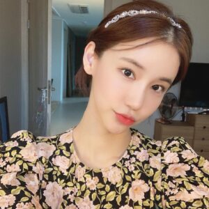 Oh In-hye Instagram - 오랜만에 주말서울데이트.출바알~모두굿주말♥️