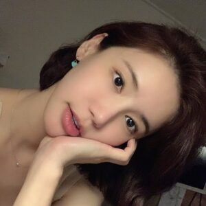 Oh In-hye Instagram - 집에가자. 날샜음. 🌸