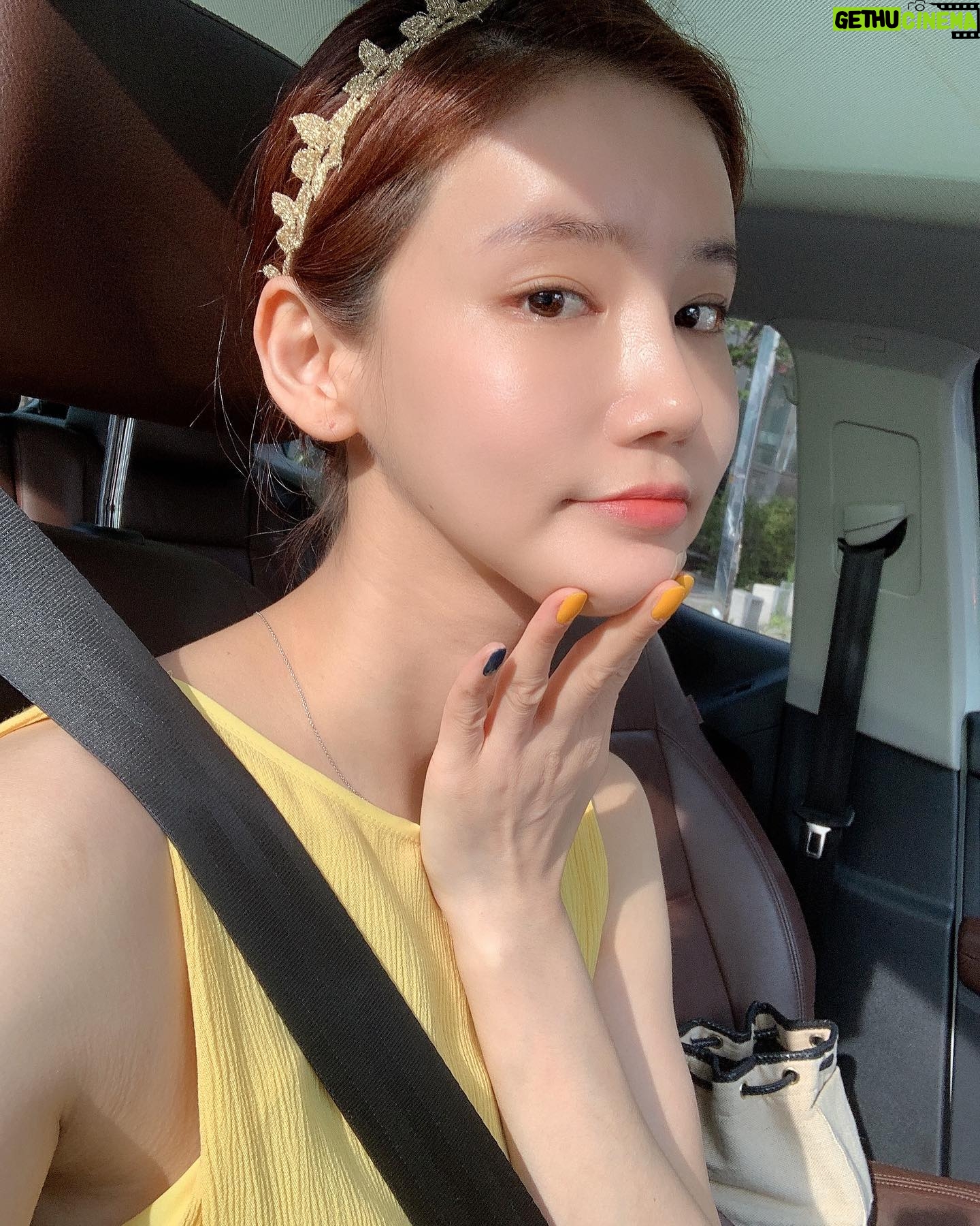 Oh In-hye - 1.7K Likes - 화상.턱가리기..조심좀하자. 좀. 덜렁이.