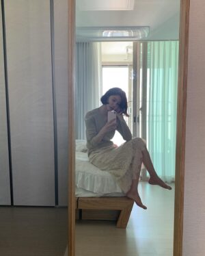 Oh In-hye Instagram - 벌써피곤. 멀다.