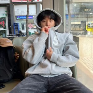 Ok Jin-uk Instagram - 🥱😴