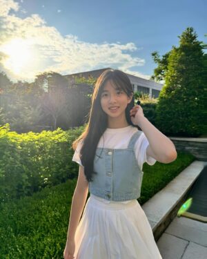 Ok Ye-rin Instagram - #제품제공

날씨도 예린이도 참 싱그럽던 날 ☀💚🌿

@iami_fromanotherpointofview 
#lAMI #아이엠아이 #주니어의류 #ootd