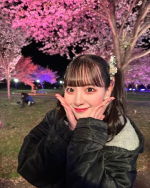 Oka Suenaga Instagram - 𓂃𓈒𓏸
⁡
･
･
⁡
CDTV30周年スペシャル！
⁡
パレオはエメラルドとヘビーローテーションを
生放送で披露させていただきました🌸
⁡
桜の綺麗な所で踊る事が出来て
とっても楽しかった~！
⁡
ありがとうございました🫶🏻🎀
⁡
･
･

#cdtvライブライブ #ske48 #群馬県 #赤城南面千本桜 #桜