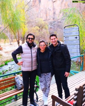 Okan Çabalar Instagram - @serkancagri @ebrucagri canlarım ❤️ @rotahane
