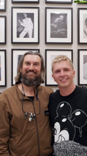 Oleg Malashkin Instagram - Отзыв @olegvladi о трансформации улыбки от @drsklyarov.smile в @smileclinic
—————————
#smileclinic_spb #smileclinic