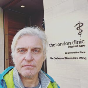 Oleg Tinkov Instagram - Here is my other life saver, Professor John Gribben! What a human❤️. John isn’t only one of the World’s best hematologists but also a great person! During my 4 years of illness, he was always available and helpful and i heard the same from all his other patients🙏. Today, at my regular check up, he re-confirmed that i am in remission. Thank you John and #LondonClinic❤️. I am sure you guys will never need this, but in case of any blood issues with you or your F&F - please keep him in mind! I wish you the best heath, God have Mercy🙏
Это Профессор Грибен, он был ключевым фактором моей жизни последние 4года, он лучший гематолог, с огромным сердцем❤️. Сегодня он подтвердил, что я ОК, и все хорошо. Поживём еще🙏🙏🙏 Не Дай Бог, у вас или родственников возникнут проблемы с кровью-  это лучший доктор. Находится он в Лондон Клиник .Его контакты также есть в @tinkovfund и @leikozunet я пониманию сейчас это дорого и практически не выехать из страны, но все-же.Здоровья всем, Господи Помилуй🙏🙏🙏
#лекемия #leukemia #aml #омл