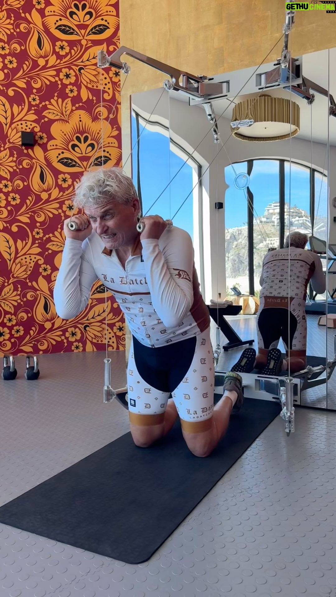 Oleg Tinkov - 144.3K Likes - Sometimes I feel I’m always walking too fast (so lonely)
And everything is coming down on me, down on me, I go crazy
Oh so crazy - living on my own💪