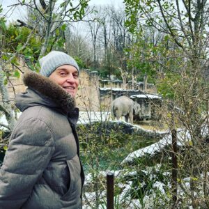 Oleg Tinkov Instagram - The elephant in the snow. Beautiful World. Why just we don’t live in peace and enjoy only? But we have wars and crazy people like Putin around… God save us 🙏