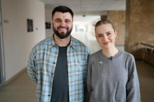 Oleksandr Pedan Instagram - КоледжCheck: зовсім скоро ми в @pedanburo запрем’єримо новий освітній проєкт, а поки ловіть бекстейдж

Зіркові гості, огляди закладів профтехнічної та фахової передвищої освіти, розвінчування міфів щодо профтех освіти, розбір затребуваних професій - все це та багато-багато інших цікавих сюрпризів чекають на вас в КоледжCheck 🤩

Наша мета - показати молодому поколінню та їх батьками, що заклади профтехнічної та фахової передвищої освіти дають всі необхідні знання для подальшої реалізації молоді. 
Тому скоро на вас чекають дуууже круті випуски! Слідкуйте за сторінками @u_education_ та @pedanburo😉