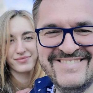 Oleksandr Ponomarov Instagram - Сьогодні День народження моєї Доні - Євгенії ! Многая і Благая Літа тобі ! Люблю тебе ❤️