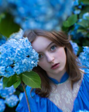 Olive Elise Abercrombie Instagram - 13 🎉 6.1.24 

Yearly birthday portraits with the blue hydrangeas 💙